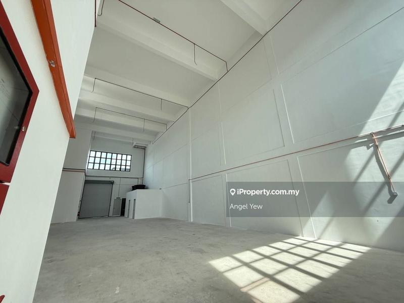 For Rent - Batu Caves Sungai Tua intermediate factory 40ft ceiling height easy loading