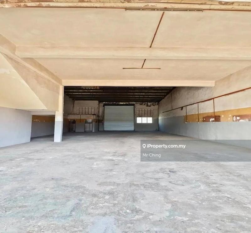 For Rent - Face Main Road Commercial Warehouse Factory Taman Shamelin Perkasa