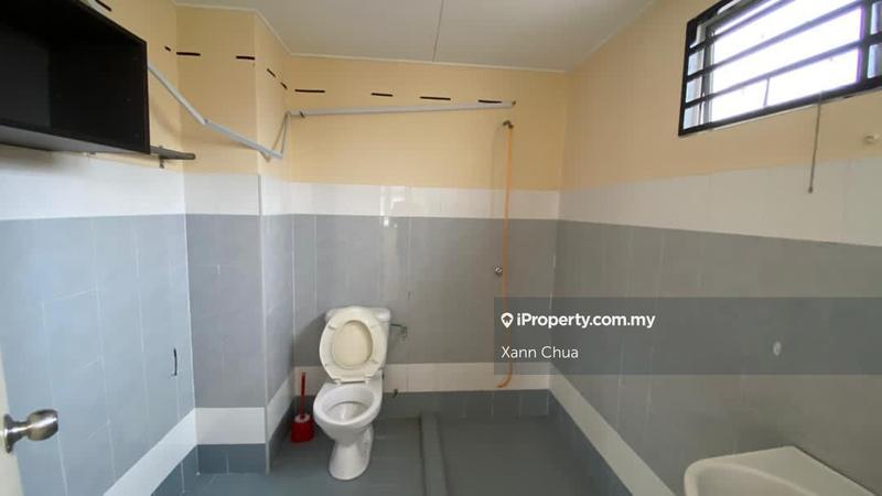 2.5-storey Terraced House for Sale in Bandar Putra Permai, Seri Kembangan by Xann Chua - iProperty.com.my