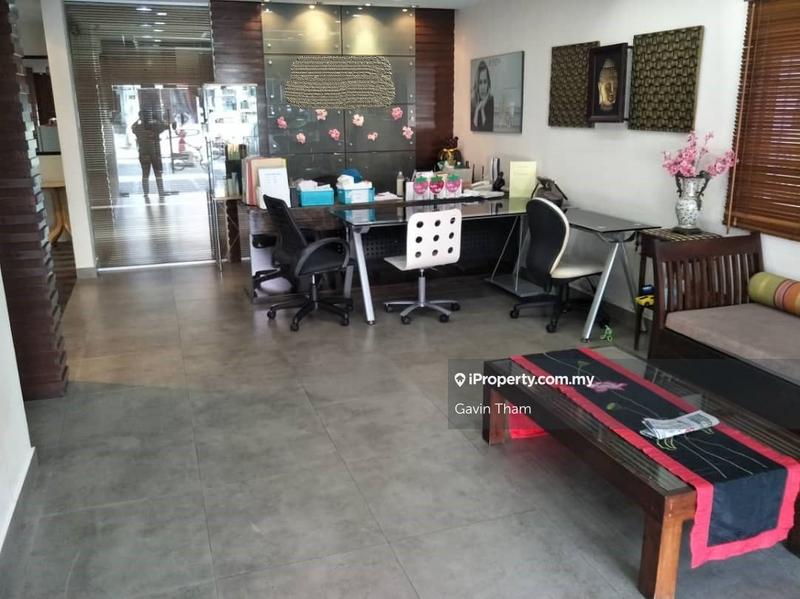 Rumah Berkembar untuk Dijual di Taman United, Jalan Klang Lama (Old Klang Road) oleh Gavin Tham - iProperty.com.my