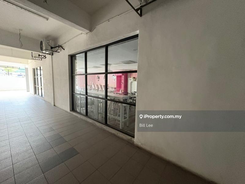 Kedai untuk Disewa di Taman Persada Cattleya, Senawang oleh Bill Lee - side door - iProperty.com.my