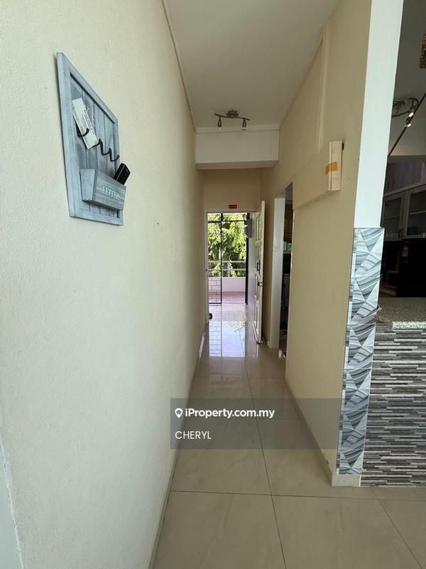 Condominium for Sale in Sea Range Tower by CHERYL - Corridor - iProperty.com.my