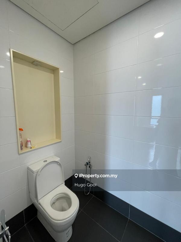 Bungalow House for Sale in Bluwater Estate, The Mines Resort City, Gita Bayu, Seri Kembangan by Hugo Gooi - iProperty.com.my
