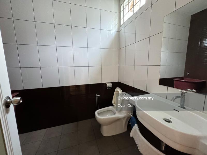 Rumah Berkembar untuk Dijual di Taman Brown, Gelugor oleh Qyan Goh - iProperty.com.my
