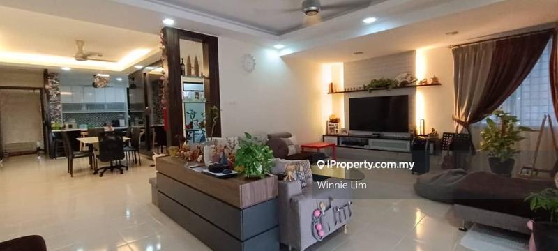 For Sale - Platinum Hill PV 8