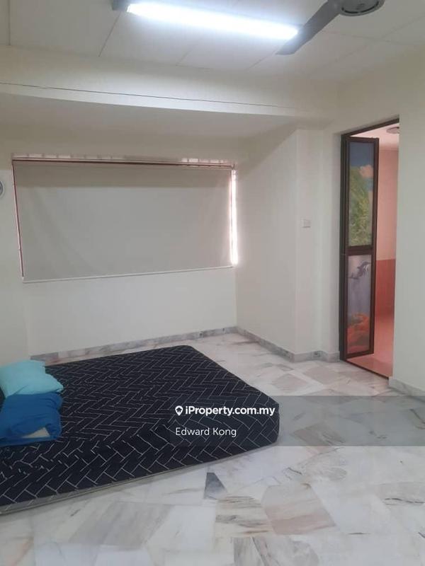 Rumah Berangkai 2 Tingkat untuk Dijual di Kota Emerald, Rawang oleh Edward Kong - iProperty.com.my