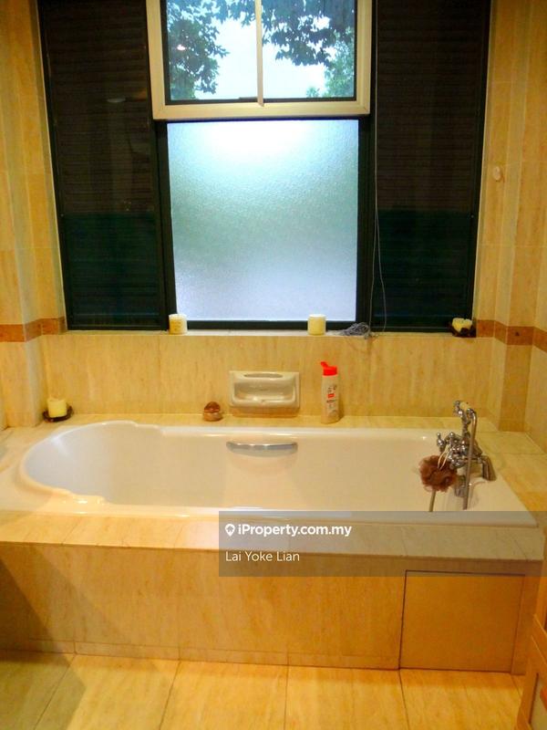 For Sale - Villa Aman