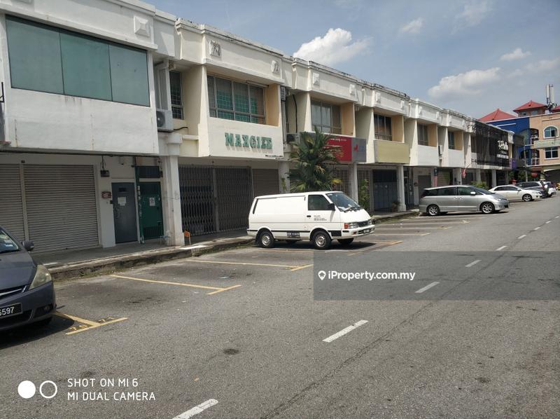 Shop for Sale in Bandar Puteri Puchong, Puchong by Kelvin Tan - iProperty.com.my