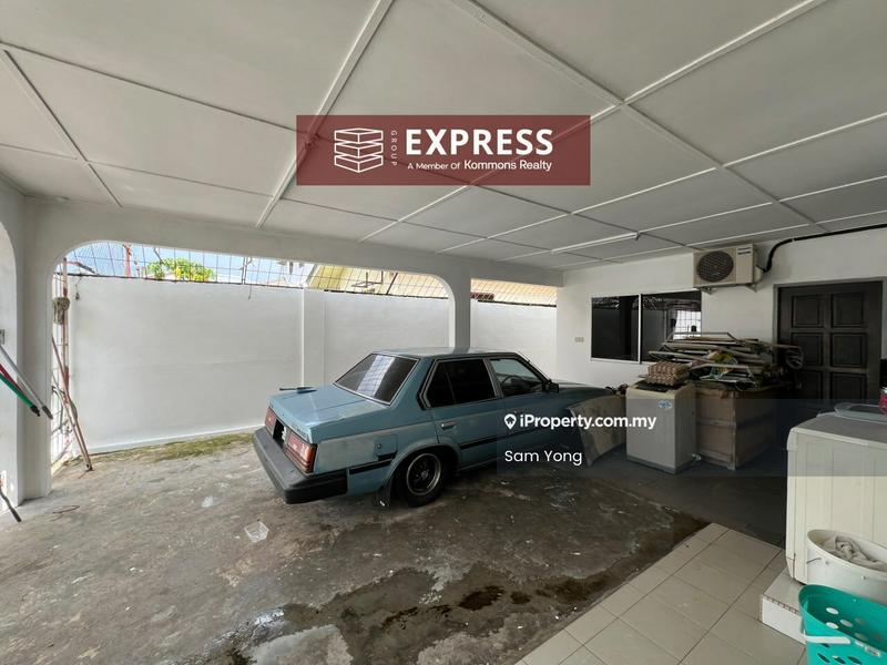 Bungalow House untuk Dijual di Pujut, Miri oleh Sam Yong - Car Park - iProperty.com.my