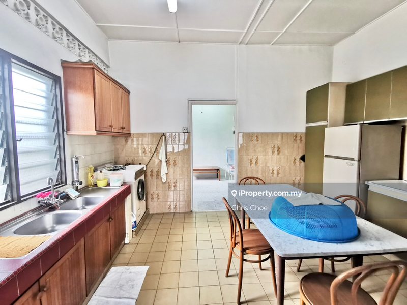 Bungalow House untuk Dijual di Seksyen 17, Petaling Jaya oleh Chris Choe - iProperty.com.my
