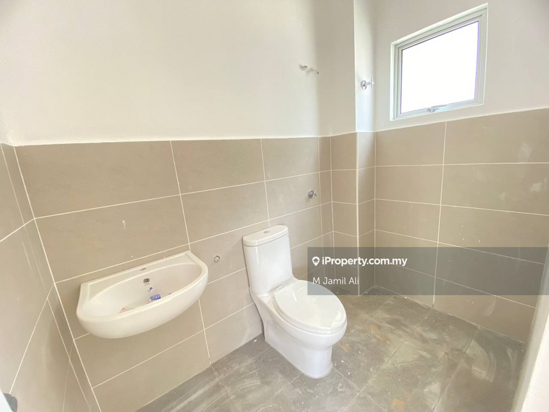 1-storey Terraced House for Sale in Taman Desa Cemerlang, Batu Pahat by M Jamil Ali - iProperty.com.my