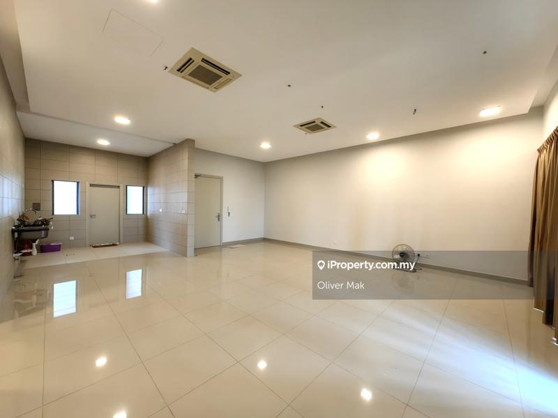 Kondominium untuk Dijual di KM1 East oleh Oliver Mak - iProperty.com.my