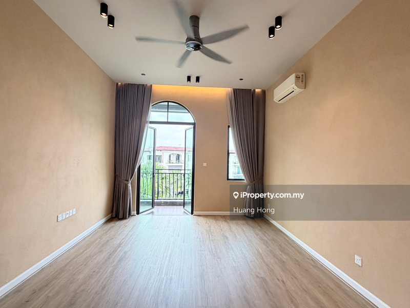 For Sale - Isle of Kamares