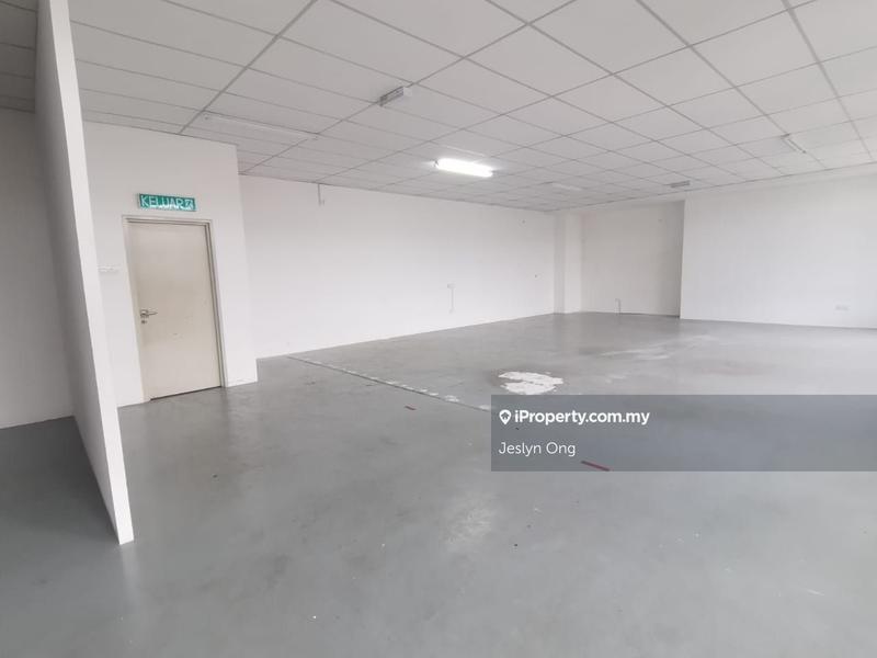For Rent - 1.5 storey Cluster Factory at Jln Cemerlang Desa Cemerlang for Rent