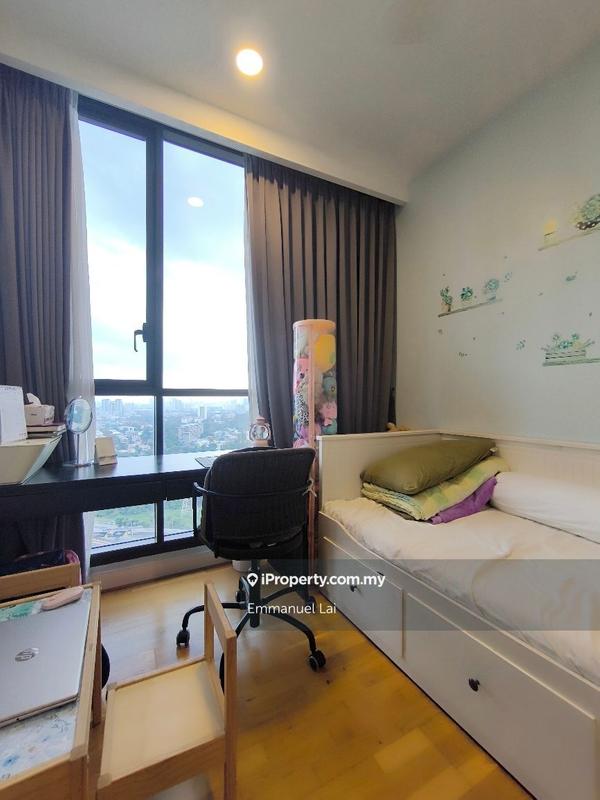 Service Residence for Sale in KL Gateway Residences by Emmanuel Lai - iProperty.com.my