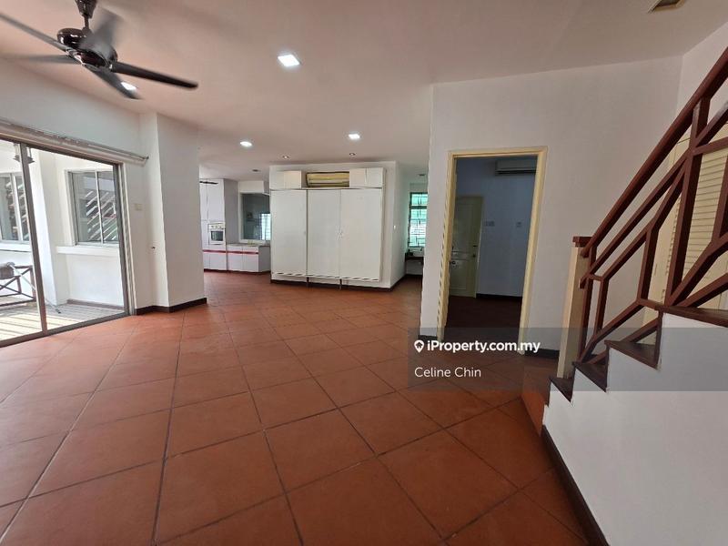 Rumah Teres 2-Tingkat untuk Dijual di Ara Damansara, Ara Damansara oleh Celine Chin - iProperty.com.my