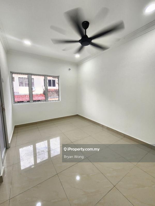 Rumah Teres 2-Tingkat untuk Dijual di Damansara Jaya, Petaling Jaya oleh Bryan Wong - iProperty.com.my
