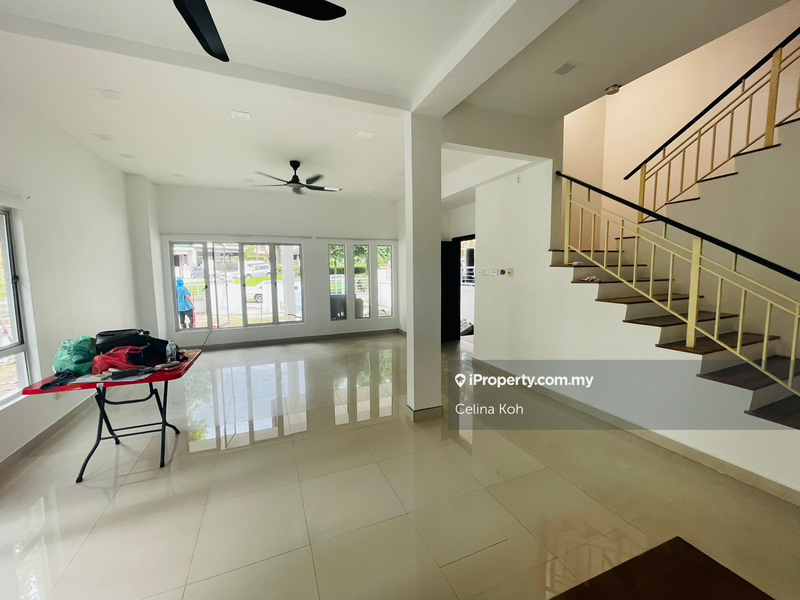 3-storey Terraced House for Sale in Valencia, Sungai Buloh by Celina Koh - iProperty.com.my