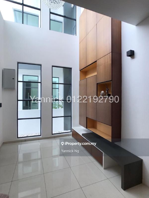 Rumah Berkembar untuk Dijual di Bukit Puchong, Puchong oleh Yannick Ng - iProperty.com.my
