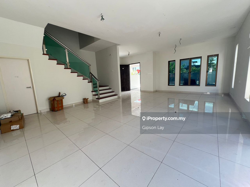 Terraced House for Sale in Taman Tasik Indah, Kluang by Gipson Lay - iProperty.com.my