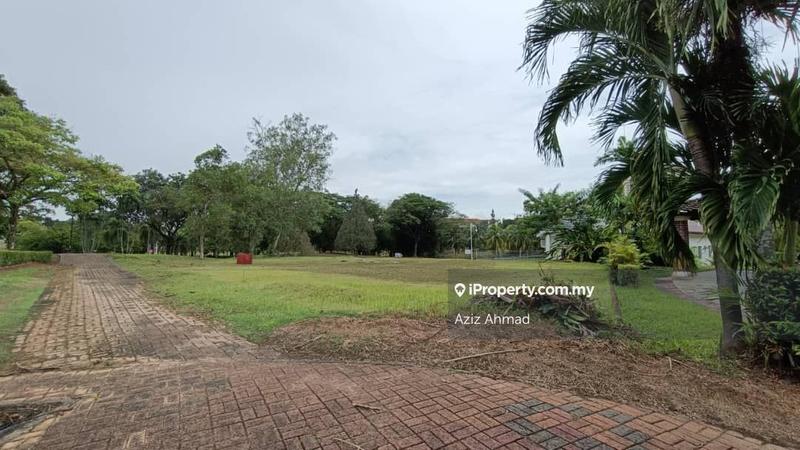 Bungalow Land for Sale in Presint 10, Putrajaya by Aziz Ahmad - iProperty.com.my