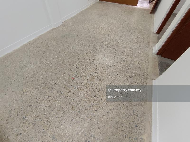 Pangsapuri untuk Dijual di Pangsapuri Mawar oleh BoBo Lee - iProperty.com.my