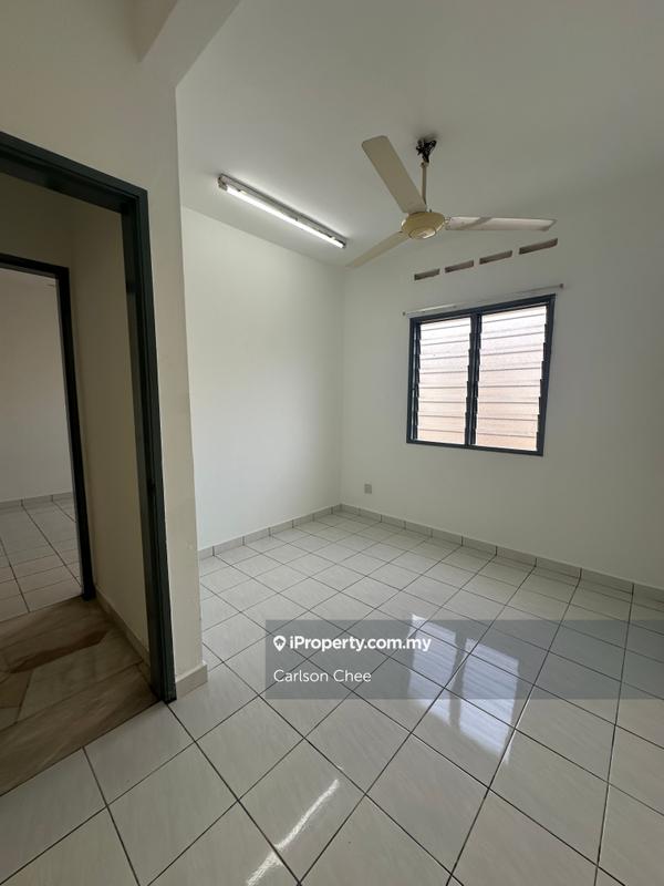 Pangsapuri untuk Dijual di Subang Perdana Goodyear Court 5 oleh Carlson Chee - iProperty.com.my