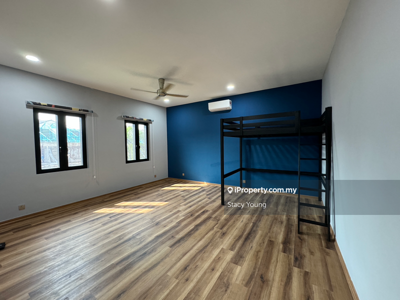 Rumah Berkembar untuk Dijual di Batu 9, Cheras oleh Stacy Young - iProperty.com.my