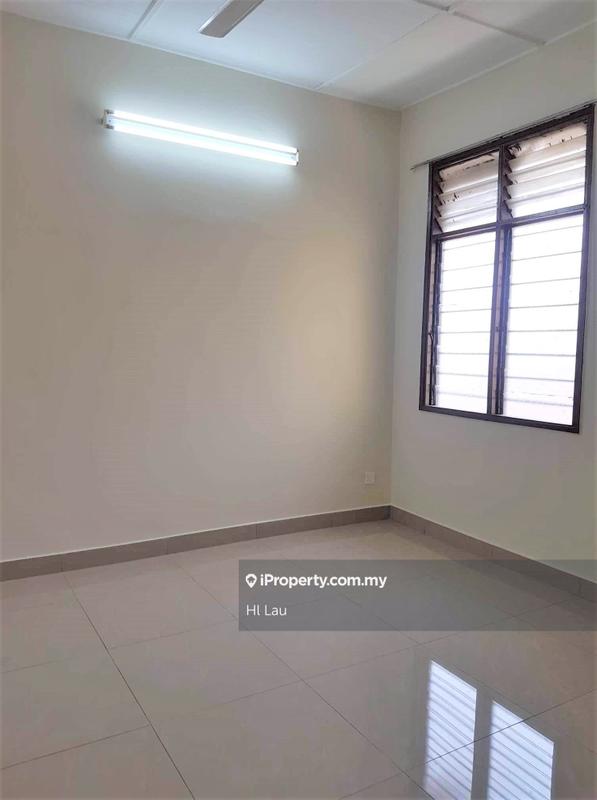 Rumah Berangkai 2 Tingkat untuk Disewa di SS19, Subang Jaya oleh Hl Lau - iProperty.com.my