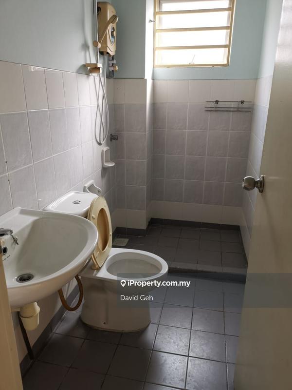 Rumah Berangkai 2 Tingkat untuk Dijual di kjtqa, Seri Kembangan oleh David Geh - iProperty.com.my