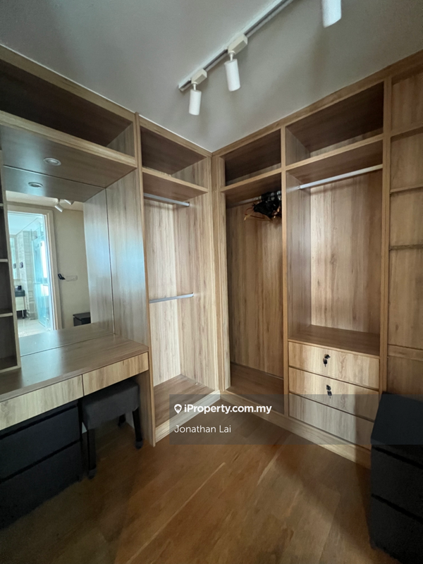 Residensi Servis untuk Dijual di The Sentral Residences oleh Jonathan Lai - iProperty.com.my