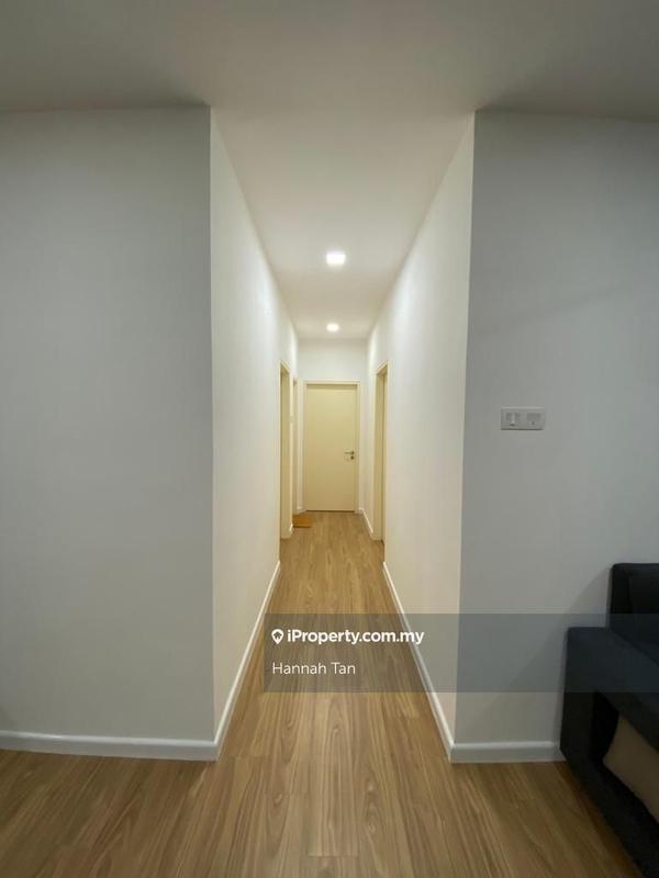 Condominium for Sale in Lakefront Residence by Hannah Tan - iProperty.com.my