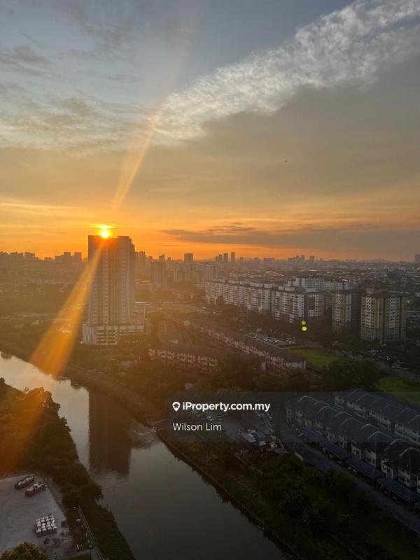 For Sale - Bloomsvale Menara Vista Petaling