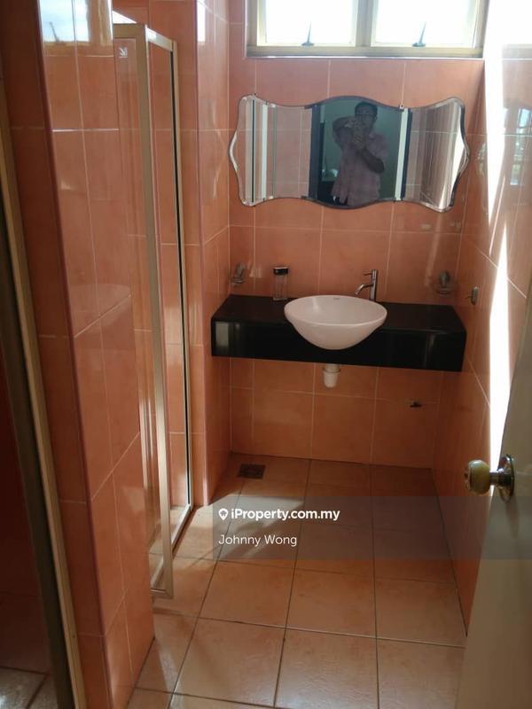 Kondominium untuk Dijual di East Lake Residence oleh Johnny Wong - iProperty.com.my