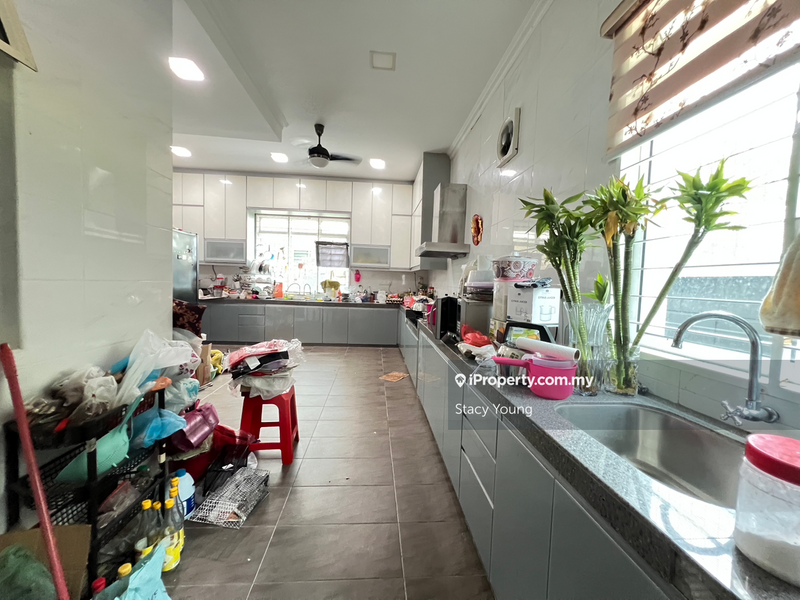Bungalow House for Sale in Bandar Tun Hussein Onn Lake Valley Avenue 4, Cheras by Stacy Young - iProperty.com.my