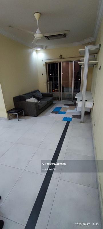 For Sale - Vista Pinggiran Apartment