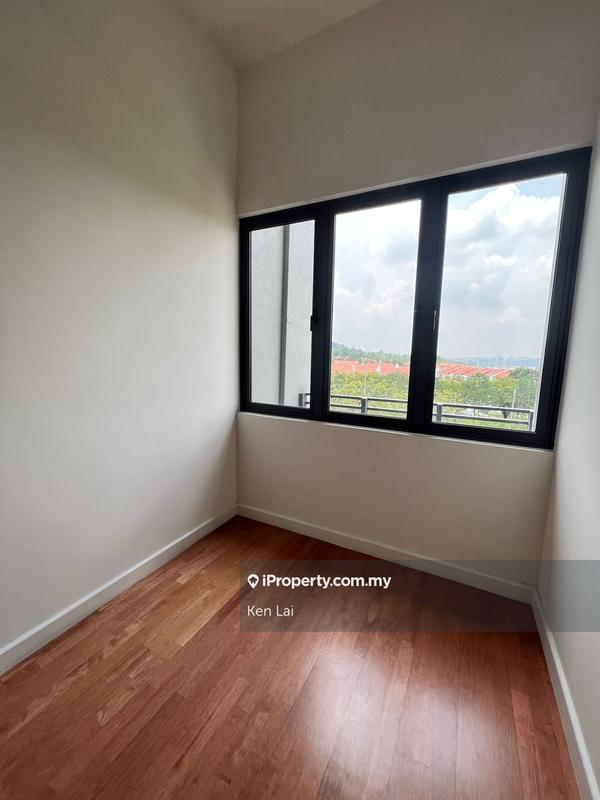 Rumah Teres 2-Tingkat untuk Dijual di Hemingway Residence Bandar Seri Coalfield, Sungai Buloh oleh Ken Lai - iProperty.com.my
