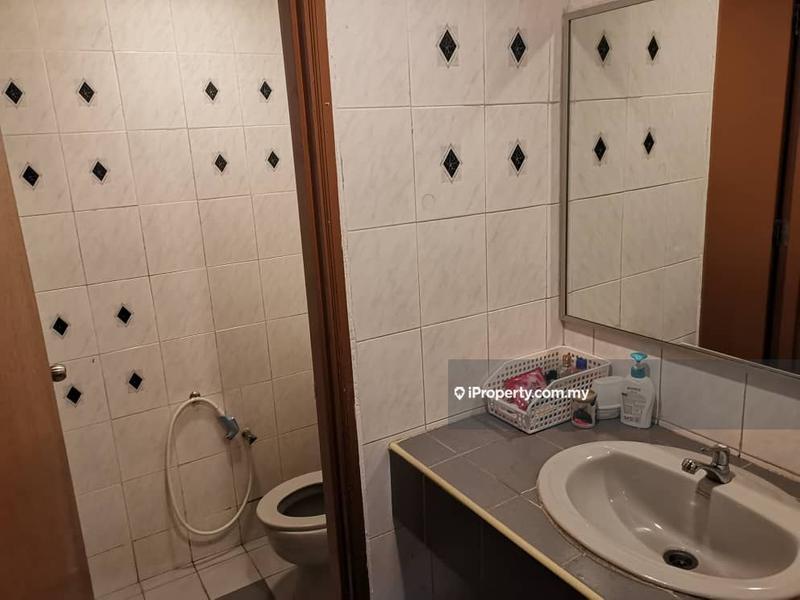 Pejabat untuk Dijual di Petaling Jaya, Selangor oleh Chen Kah Seng - iProperty.com.my
