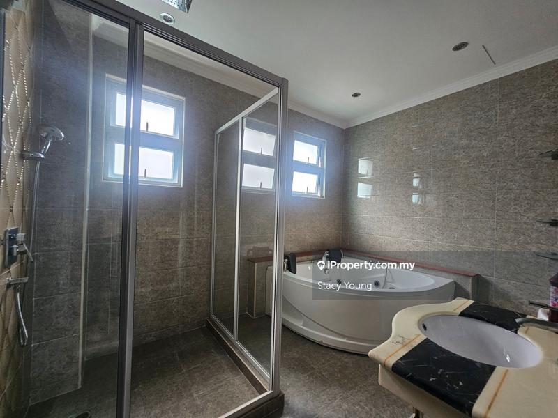 Bungalow House untuk Dijual di Mines Resort City, Seri Kembangan oleh Stacy Young - iProperty.com.my