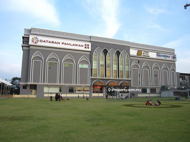 For Sale - Dataran Pahlawan Melaka Megamall, Melaka