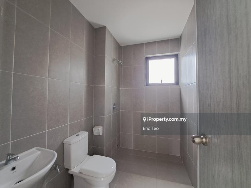 3-storey Terraced House for Sale in Taman Salak Selatan, Salak South by Eric Teo - iProperty.com.my