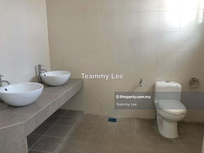 Kediaman Servis untuk Dijual di Subang Olives Residence oleh Teammy Lee - iProperty.com.my