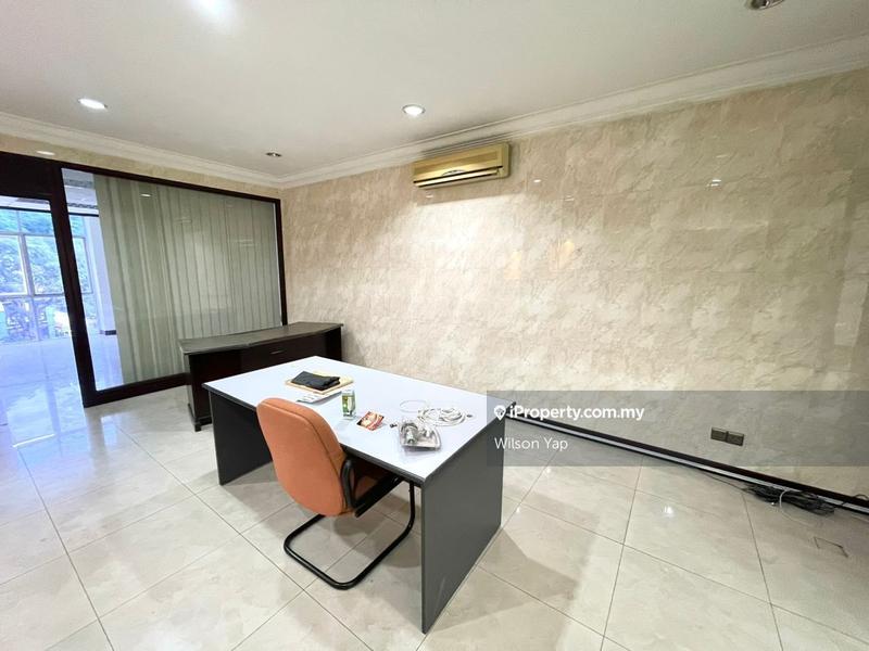 For Rent - Bandar Puchong Jaya. Kenari [Level 2F] Shop Office Semi Furnished.