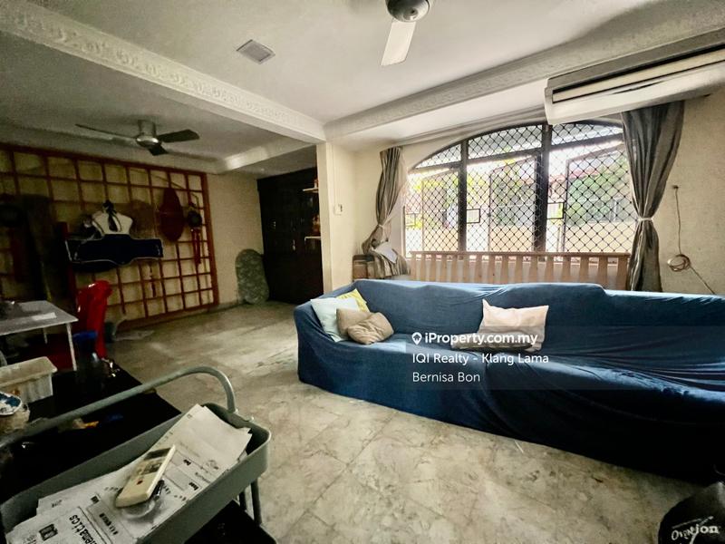 Bungalow House for Sale in Taman Paramount, Petaling Jaya by Bernisa Bon - iProperty.com.my