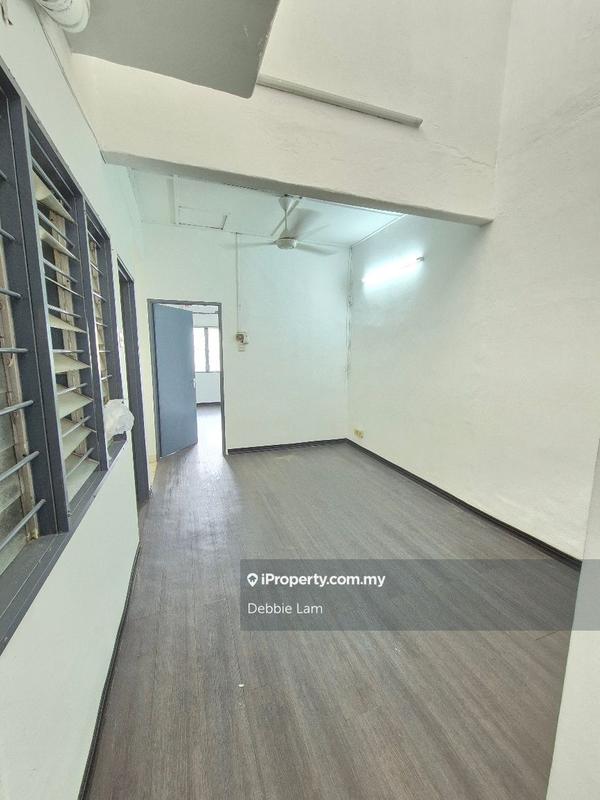 Rumah Teres 1-Tingkat untuk Dijual di Taman Lucky, Bangsar oleh Debbie Lam - iProperty.com.my