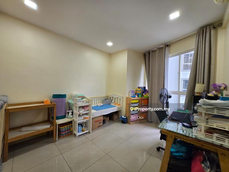 For Sale - Kiaramas Cendana