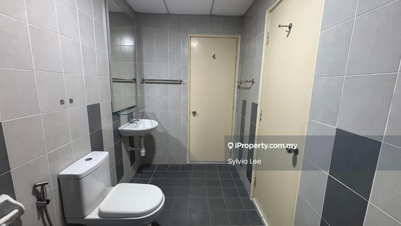 Service Residence for Sale in Koi Kinrara by Sylvia Lee - Bathroom - iProperty.com.my