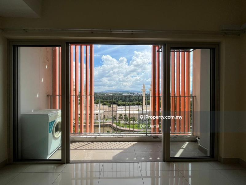 Service Residence for Sale in Suria Jelutong by Dini Jamil - iProperty.com.my