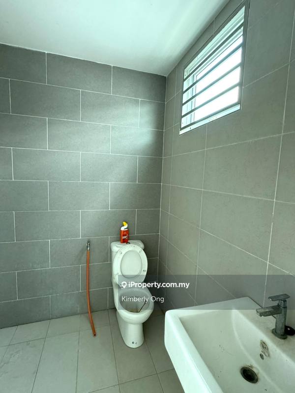 2-storey Terraced House for Sale in Hijayu Sendayan, Bandar Sri Sendayan by Kimberly Ong - iProperty.com.my