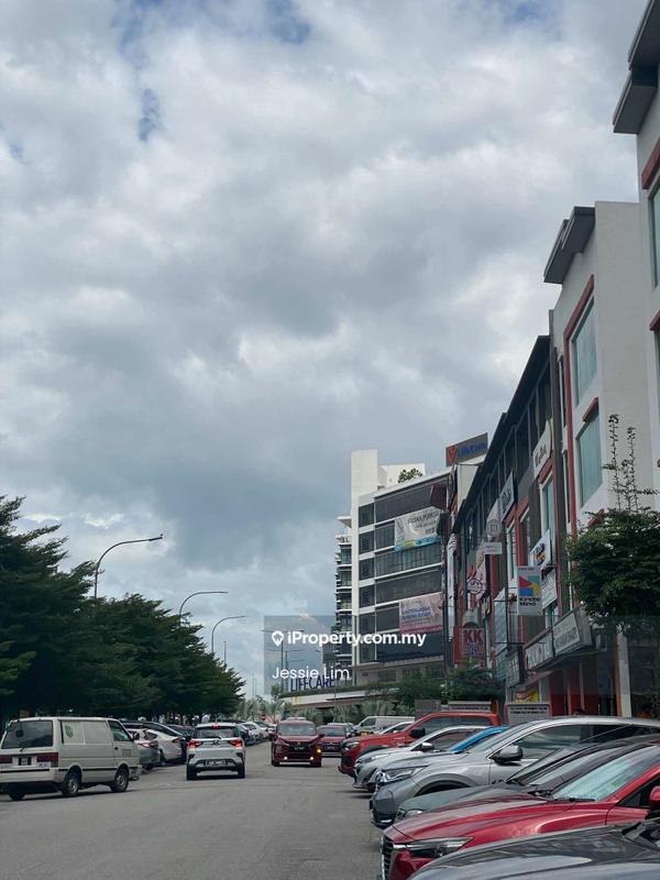 Shop untuk Disewa di Kampung Baru Balakong, Balakong oleh Jessie Lim - Exterior - iProperty.com.my